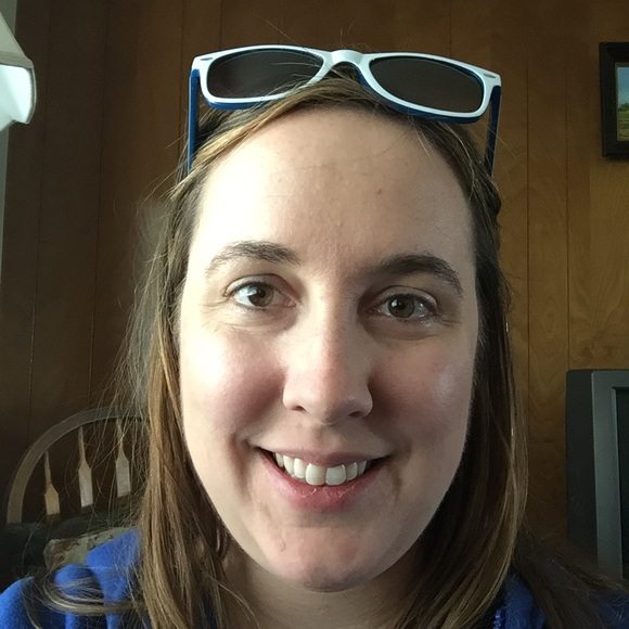 Meet your Posher, Elizabeth - Picture 1 of 1